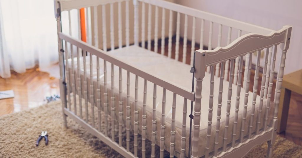 montagem de berços em São José dos Pinhais